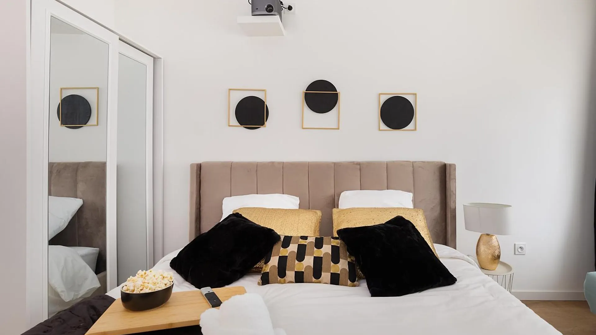 Suite De Luxe A 10 Min De Paris - Sauna, Cinema Bagneux  Apartment Bagneux (Hauts-de-Seine)