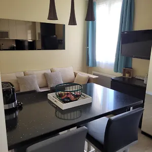  Appartamento Paris Par Metro 4 - Rer B - Calme - Patio Prive